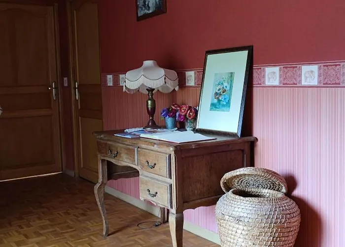 D'hotes La Closerie לינה וארוחת בוקר