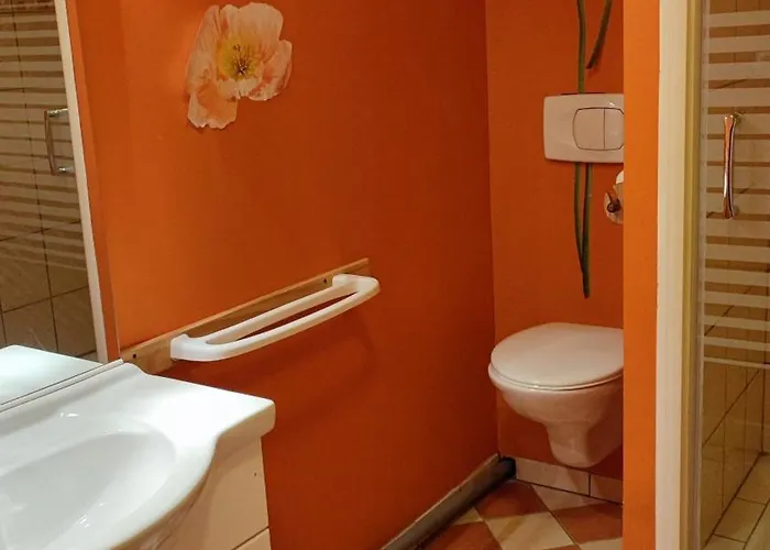 D'hotes La Closerie לינה וארוחת בוקר 3*