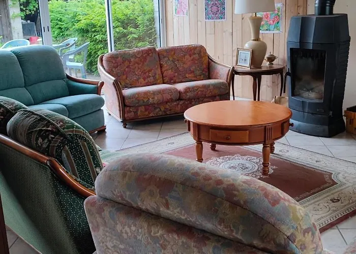 לינה וארוחת בוקר D'hotes La Closerie 3*