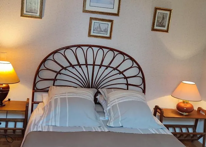 D'hotes La Closerie לינה וארוחת בוקר